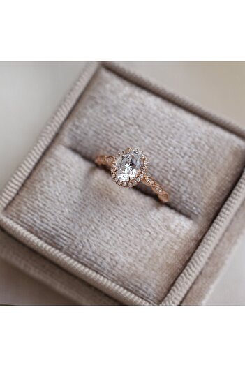 INZA mücevherat Vintage Tasarım Beyaz Topaz & Pırlanta Yüzük