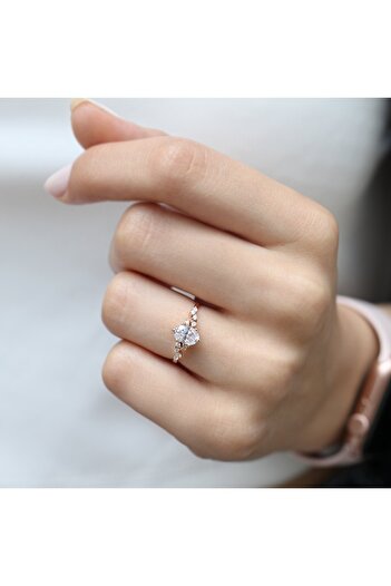 INZA mücevherat Vintage Özel Tasarım Asimetri Pırlanta & Beyaz Topaz Yüzük