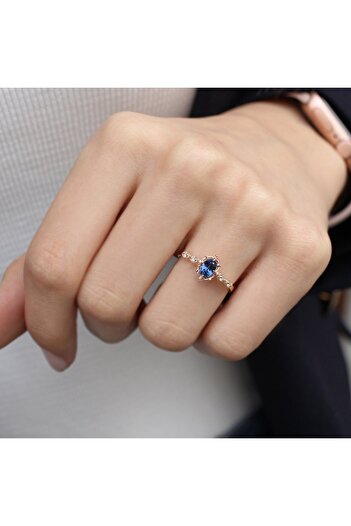 INZA mücevherat Vintage Aria Blue Topaz & Pırlanta Yüzük