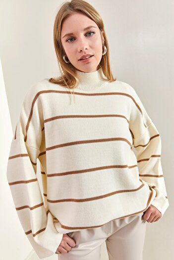 Bianco Lucci Women's Turtleneck Striped Oversize Knitwear Sweater