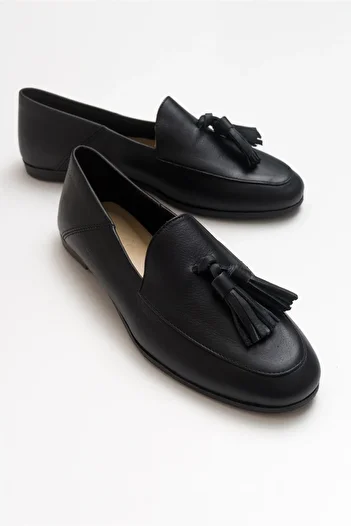 LuviShoes F04 Чорні шкіряні туфлі