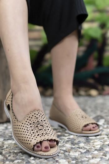 Riccon Women's Nude Casual Shoes