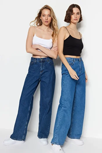 Trendyol Collection Černobílé 2-balení Černobílé bavlněné špagetové pásky Crop Top tílko