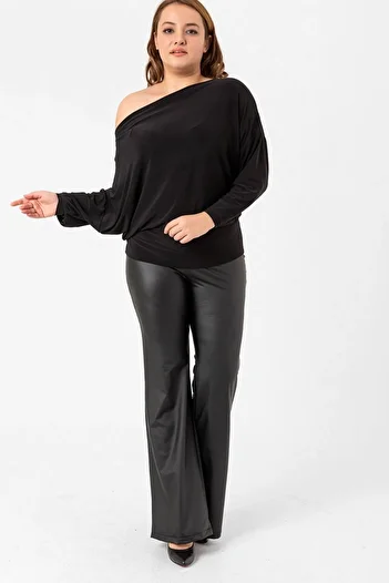 Laranor Black Plus Size Half Flare Leg Matte Raised Faux Lycra Leather Trousers