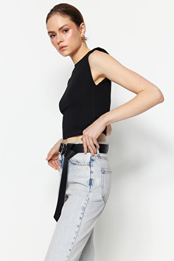 Trendyol Collection Black Padded Fitted Crew Neck Crop Stretchy Knitted Blouse TWOSS23BZ00251