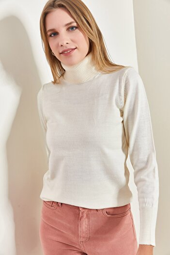 Bianco Lucci Women's Turtleneck Ribbed Sweater