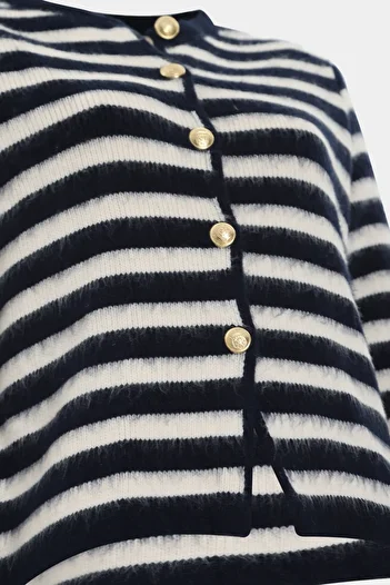 Açelya Okcu Crew Neck Striped Knitwear Cardigan