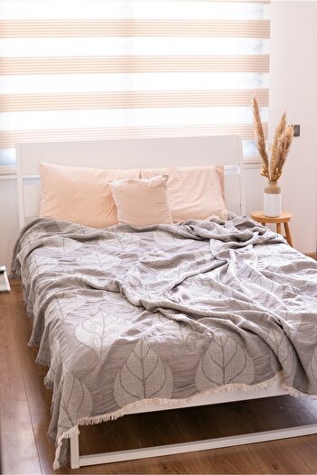 Natural Maya King Size Jacquard Leaf Patterned Muslin Blanket