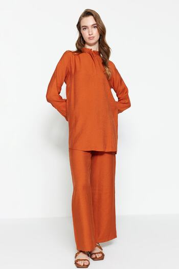 Trendyol Modest Cinnamon Half Hidden Placket Shoulder Detailed Tunic-Pants Woven Set TCTSS22US0098