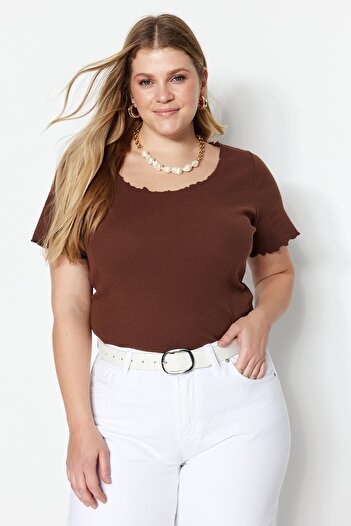 Trendyol Curve Brown Corded U-Neck Knitted T-Shirt TBBSS23BF00010