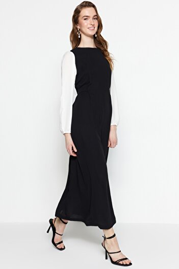 Trendyol Modest Detailní večerní šaty s černou kravatou TCTSS23DB00036