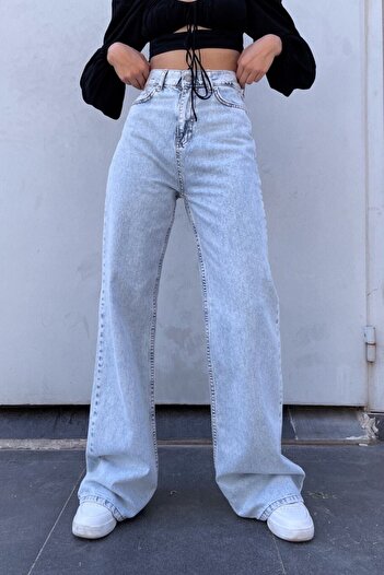 Trn JNS Claire Light Blue Snow Wash Super High Waist Wide Leg Denim Jeans