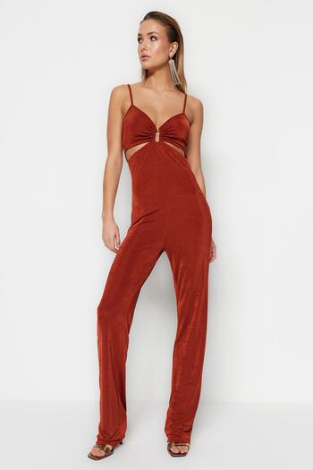 Trendyol Collection Skořicová pletená okénko/vyříznutá podrobná třpytivá kombinéza TPRSS23TU00012