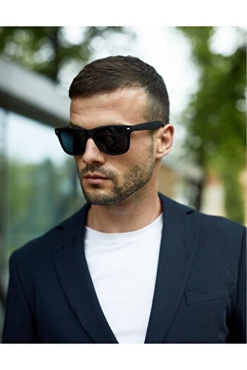 STAOOM Polarized Sunglasses - Stylish and Functional Design