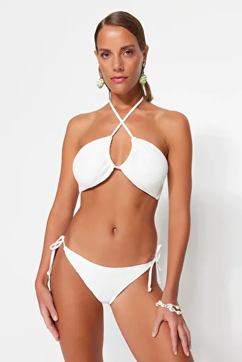 Trendyol Collection White Tied Textured Regular Bikini Bottom TBESS23BA00222