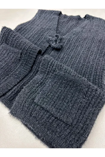 AYHANHOME Soft Knitted Women's Vest with Pockets