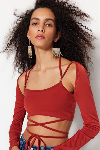 Trendyol Collection Pletená potrubní halenka Tile Crop TPRAW23BZ00028