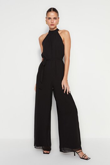 Trendyol Collection Tkaná kombinéza s černým páskem Maxi šifonem TWOSS23TU00093
