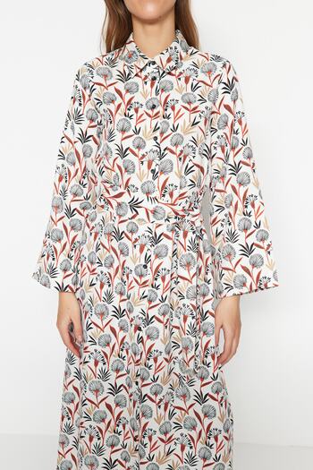Trendyol Modest Různobarevné vzorované košilové šaty z tkaného plátna TCTSS23EB00287
