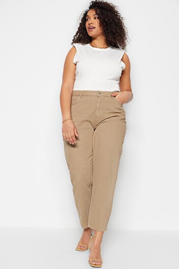 Trendyol Curve Mink High Waist Mom Fit Jeans TBBSS23AR00008