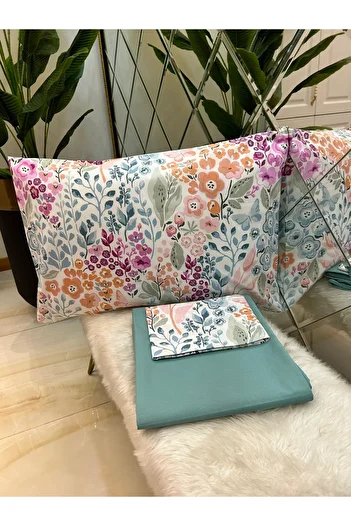 Özcan Ev Tekstil Life Double Charafe Set with Pillows