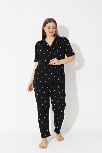 Siyah İnci Siyah Kalp Desenli Curve Büyük Beden Battal Boy Kısa Kollu Düğmeli Pamuklu Pijama Takımı