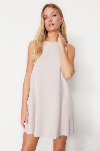 Trendyol Collection Μίνι υφαντό φόρεμα με κόσμημα με φαρδιά κοπή με λινό ύφος TWOSS23EL01497