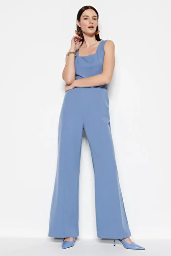 Trendyol Collection Salopetă fără mâneci cu guler pătrat lung țesut albastru TWOSS19BY0020