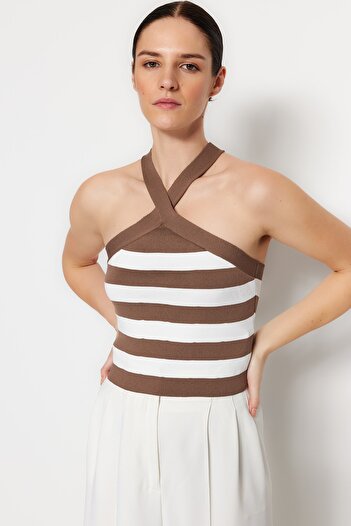 Trendyol Collection Καφέ Crop ριγέ Πλεκτό Μπλούζα TWOSS23BZ00662