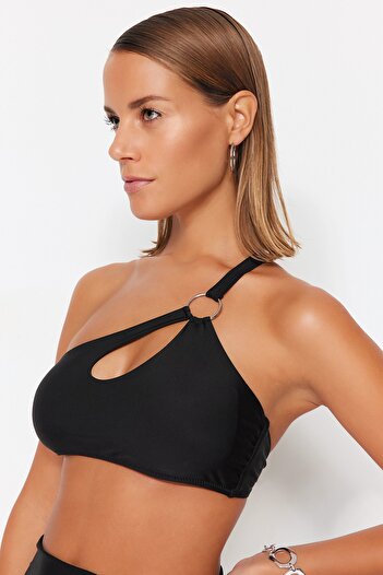 Trendyol Collection Μαύρο αξεσουάρ μπικίνι με έναν ώμο TBESS23BU00218