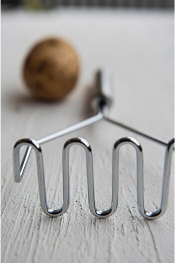 Hilamingo Home Stainless Potato Masher, Julienne Peeler, Colander Set with Strainer