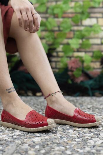 Riccon Women's Red Straw Detailed Casual Shoes