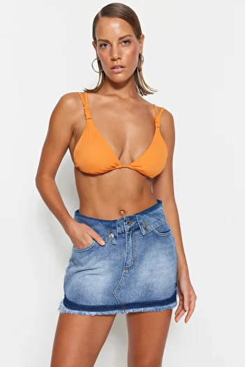 Trendyol Collection Fustă albastră din denim mini cu ciucuri 100% bumbac TBESS23ET00032