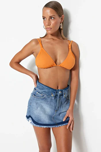 Trendyol Collection Fustă albastră din denim mini cu ciucuri 100% bumbac TBESS23ET00032