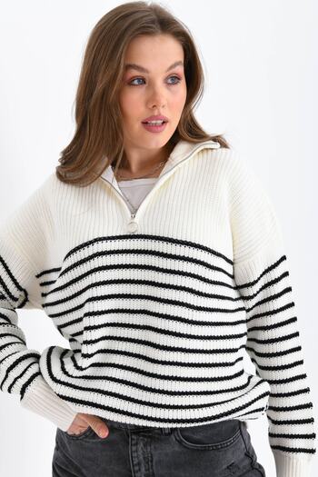 VOLT CLOTHİNG Women's Turtleneck Zippered Six Striped Knitwear Sweater
