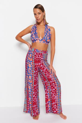 Trendyol Collection Floral Patterned Woven Trousers TBESS23PL00004