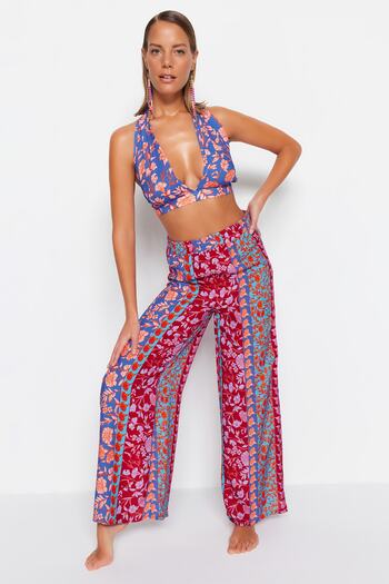 Trendyol Collection Floral Patterned Woven Trousers TBESS23PL00004