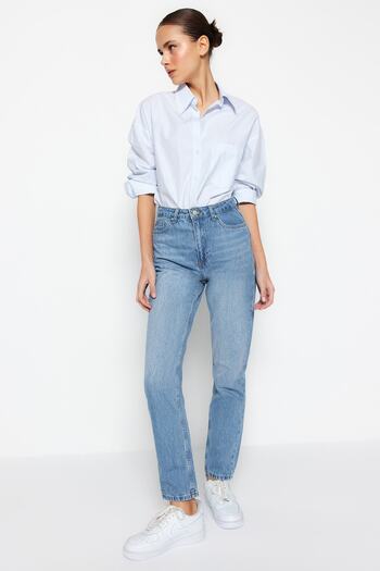 Trendyol Collection Modré rovné džíny s vysokým pasem TWOSS22JE0653