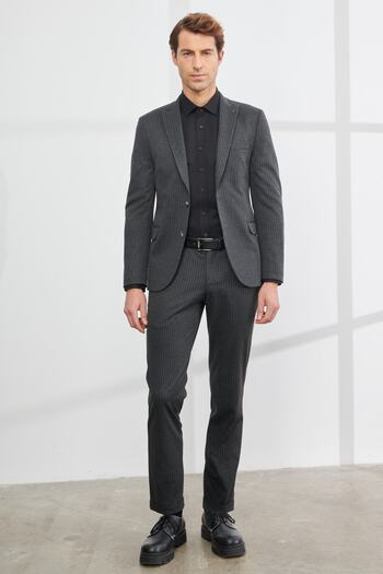 ALTINYILDIZ CLASSICS Men's Gray Slim Fit Slim Fit Swallow Collar Striped Suit