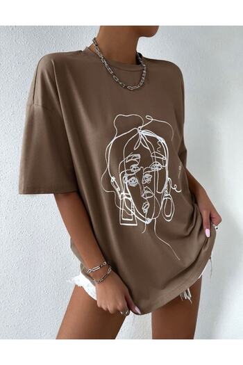 AFROGİYİM Women's Brown Figure Printed Oversize T-shirt