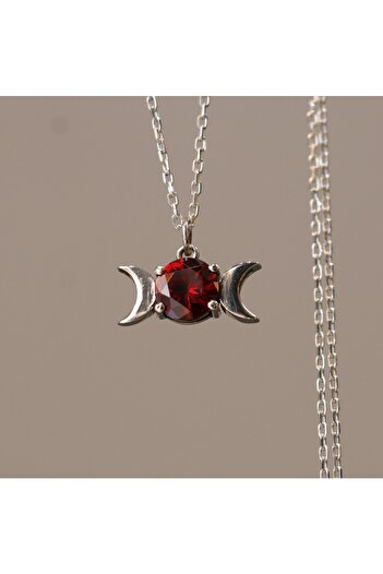 Moko Art Design İki Yanı Ay Şeklinde Garnet Taşlı 925 Gümüş Kolye