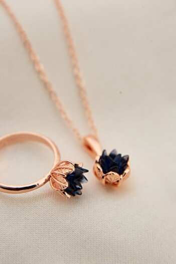 Elika Silver Women's Rose Navy Zircon Stone Lotus Flower Model Suit Set