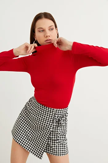 Bipantolon Women's Red Bodysuit