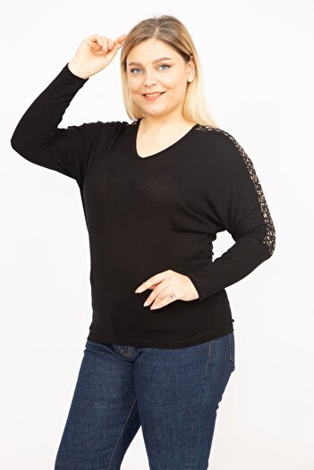 Şans Women's Black Plus Size Sleeves Leopard Garnished V-Neck Blouse 65n35783