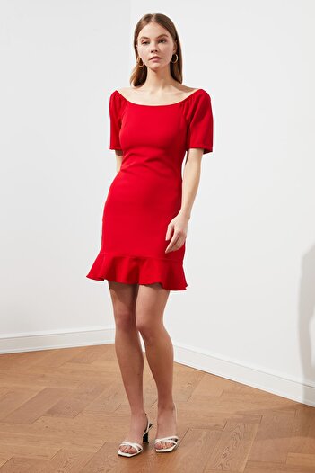 Trendyol Collection Red Body Hugging Flounce Mini Woven Dress TWOSS20EL0399
