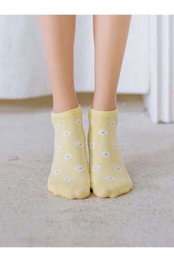BGK Women's Colorful Daisy Patterned Booties Socks Set