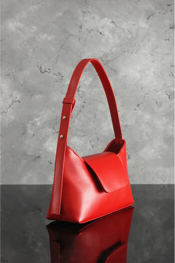 Rimense Red Adjustable Strap Covered Zippered and Lined Bag