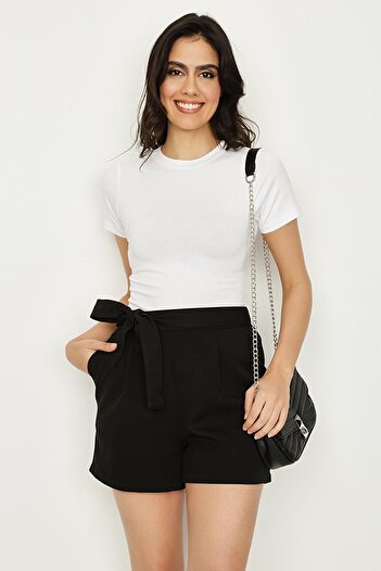 Select Moda Women's Black Belted Mini Shorts