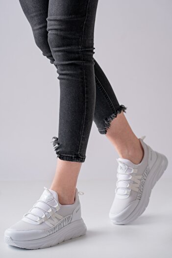 LETAO Women's White Casual Sports Sneakers Walking Shoes