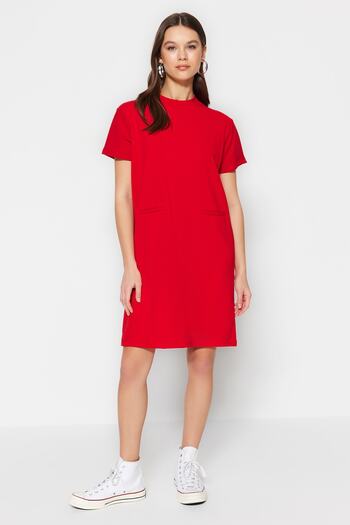 Trendyol Collection Red Pocket Look nyitott derék/Skater Mini Smart Crepe ruha TWOSS23EL01802
